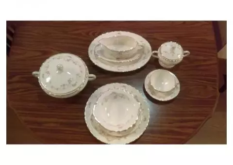 Complete china dishes set